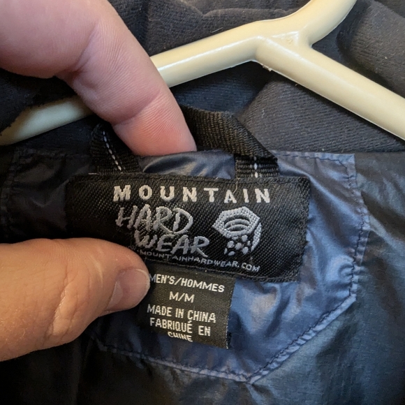 Mountain hardware synthetic insulated jacket - Picture 4 of 4